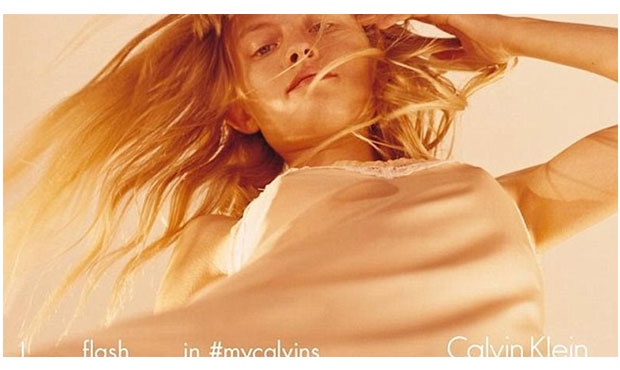 Θύελλα αντιδράσεων για την «πορνό» διαφήμιση του Calvin Klein